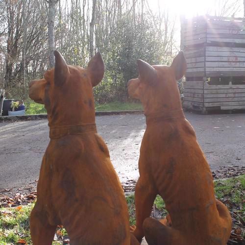 CAST IRON WELCOME DOGS STATUE